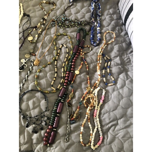 Vintage Boho ESTATE Lot Of 1970's & 80's Bracelets/Necklaces  RESALE 39 Pieces - Picture 2 of 10